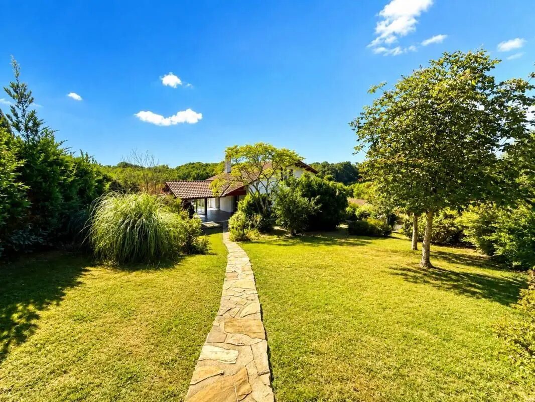 Maison à vendre, 243m², Urcuit