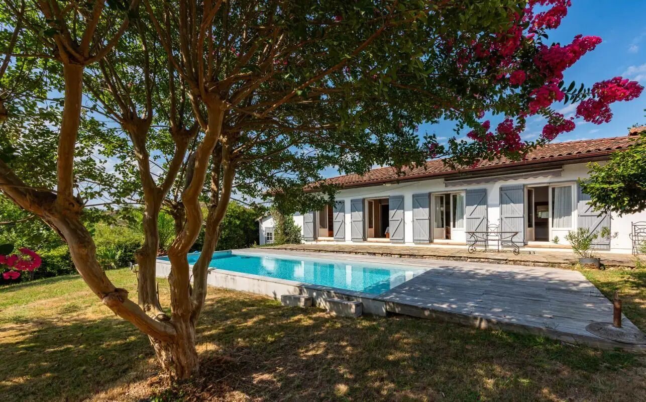 Maison à vendre, 120m², Bassussarry