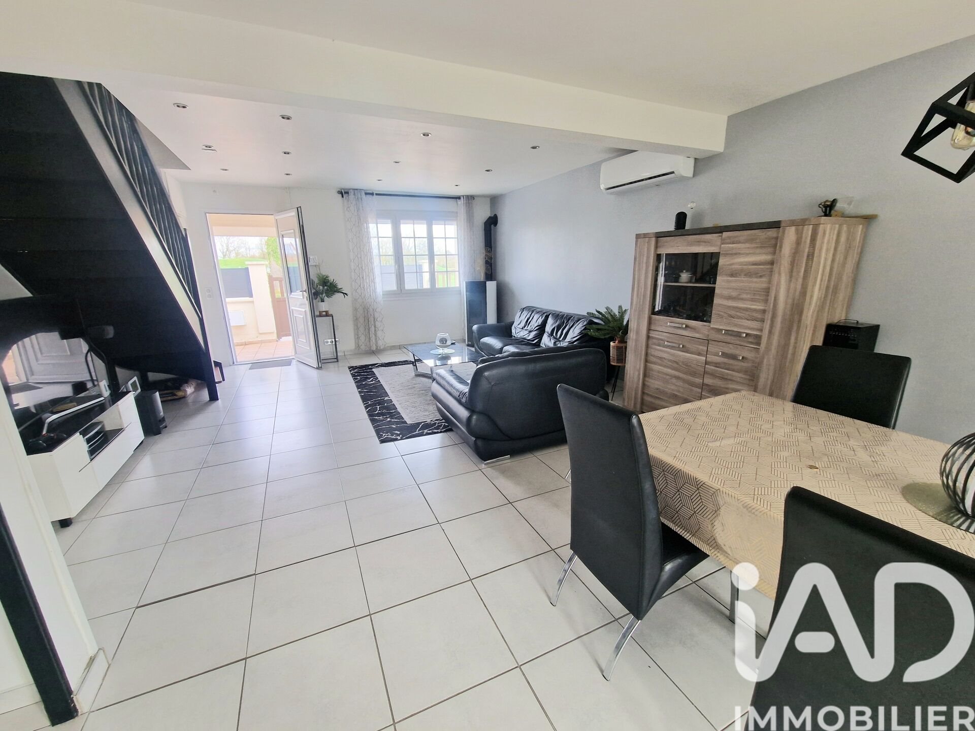 Maison à vendre, 92m², Nemours