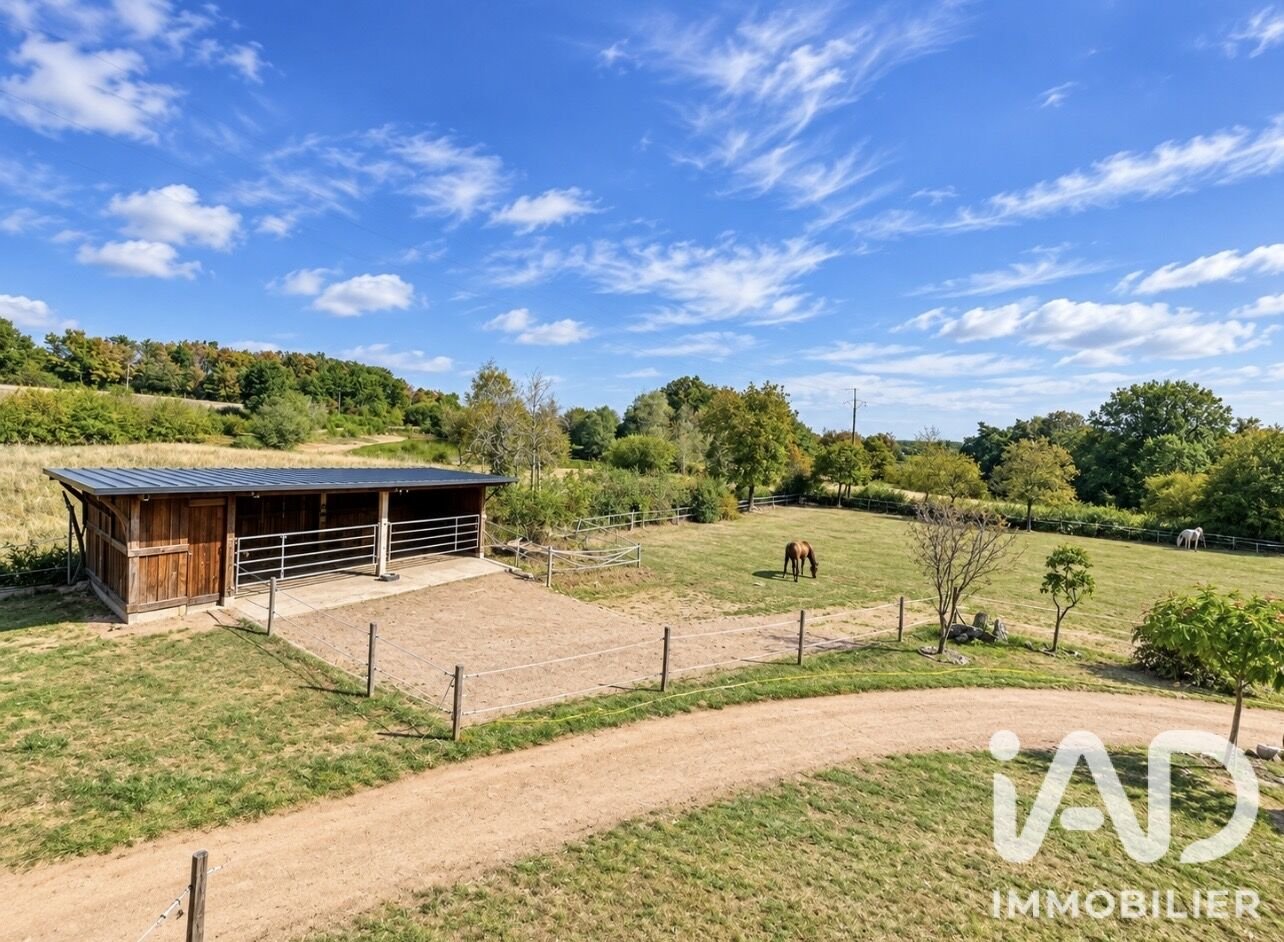 Maison à vendre, 135m², La Roche-en-Brenil
