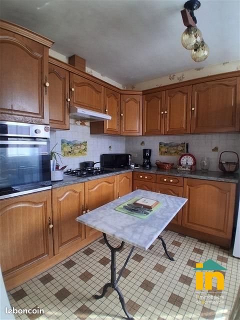 Maison à vendre, 74m², Gacé