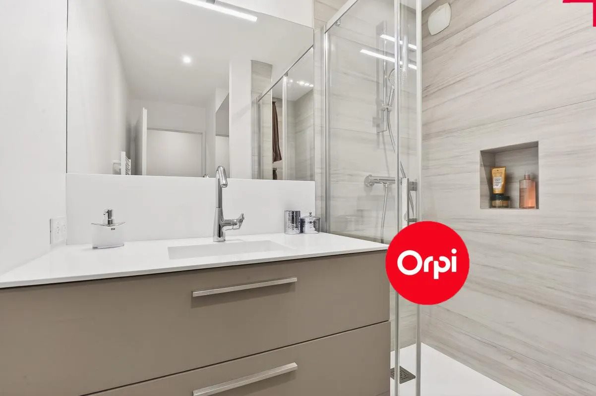 Appartement à vendre, 71m², Saint-Priest