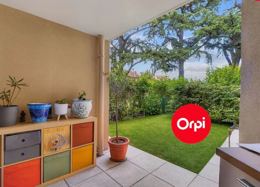 Appartement à vendre, 72m², Saint-Priest