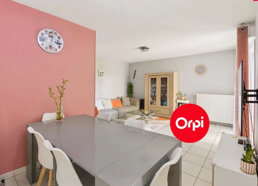 Appartement à vendre, 72m², Saint-Priest