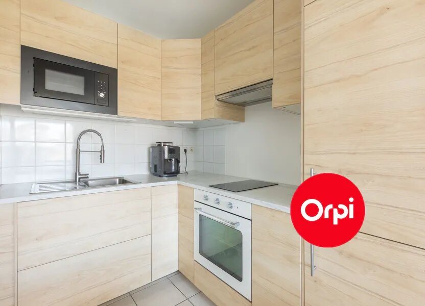 Appartement à vendre, 48m², Saint-Priest