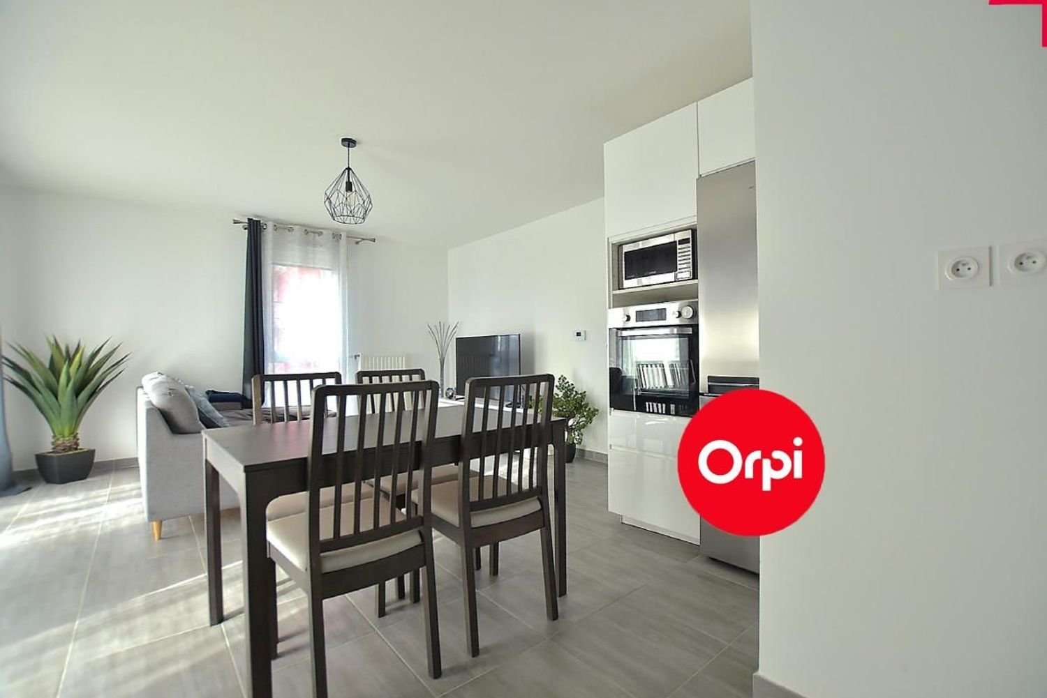 Appartement à louer, 47m², Vaulx-en-Velin