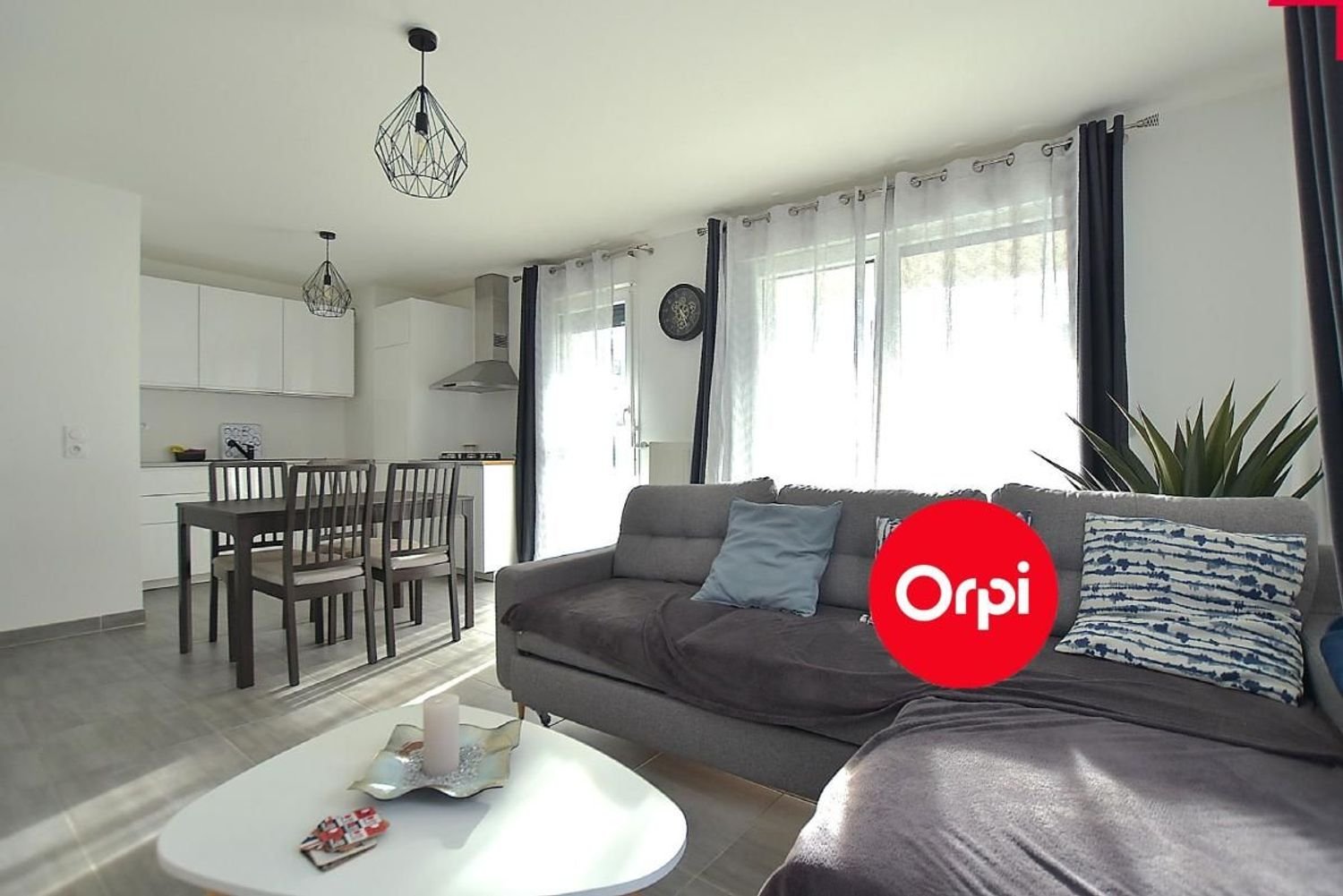 Appartement à louer, 47m², Vaulx-en-Velin