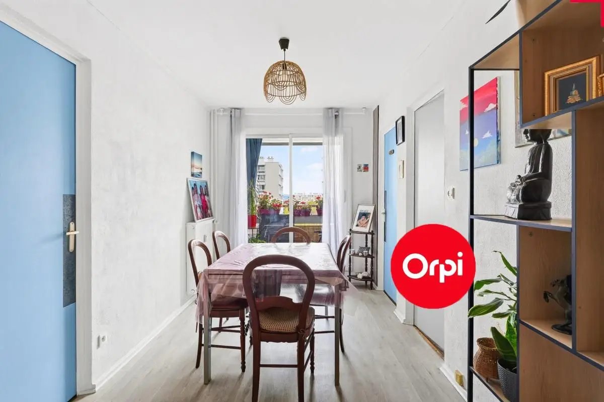 Appartement à vendre, 101m², Saint-Priest