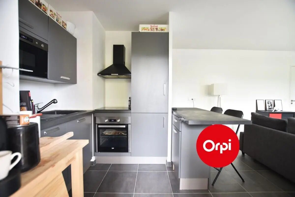Appartement à louer, 42m², Saint-Priest