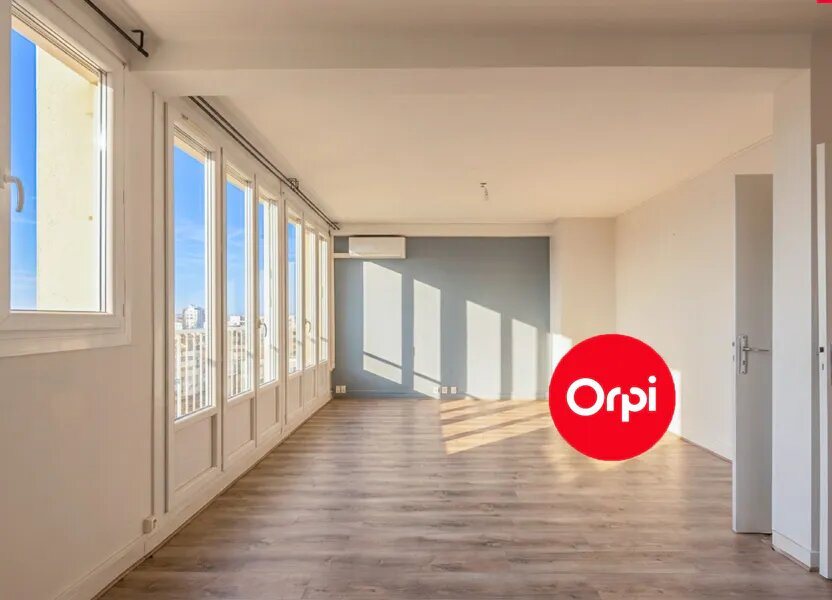 Appartement à vendre, 71m², Saint-Priest