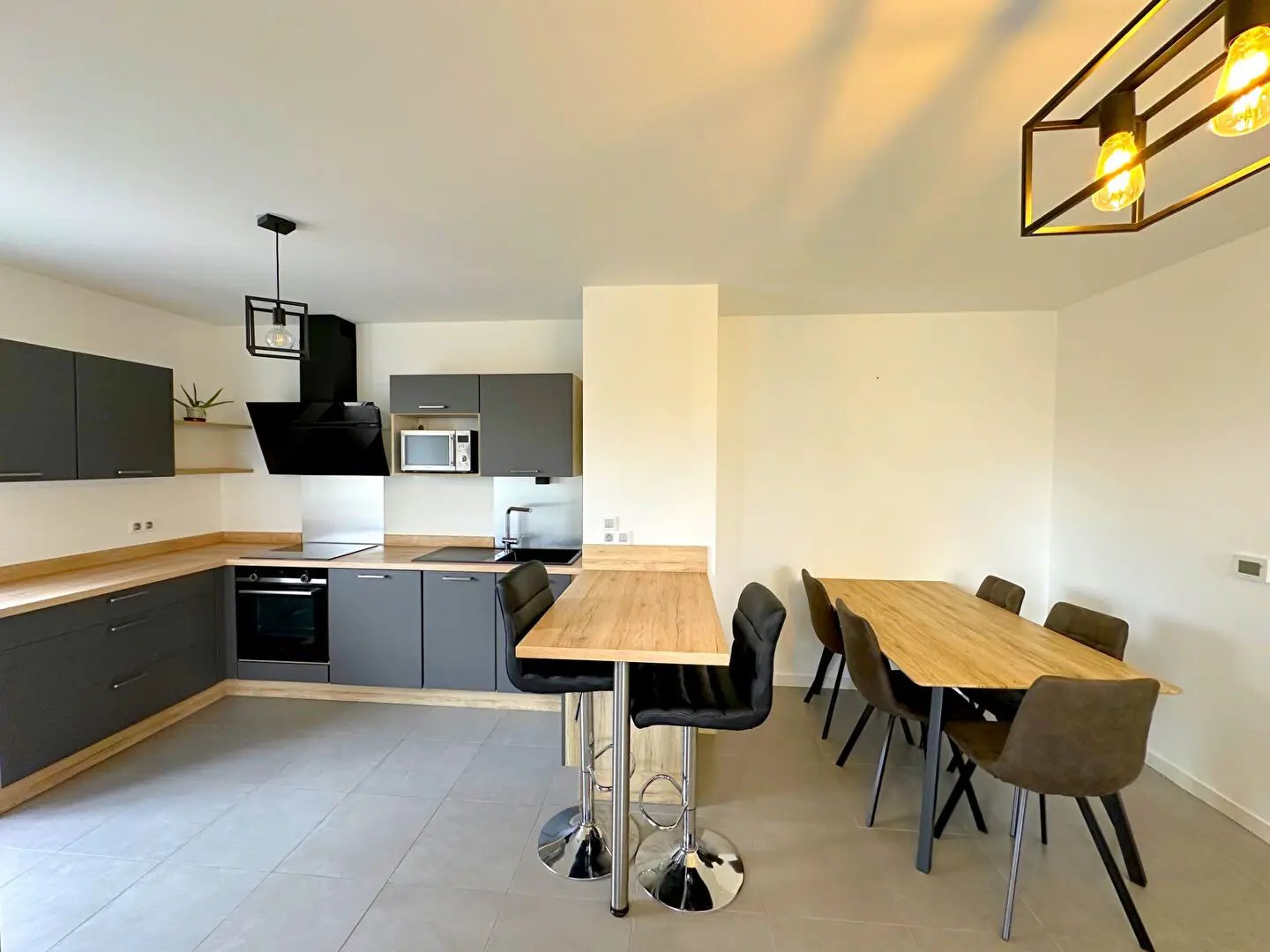 Appartement à louer, 60m², Saint-Priest