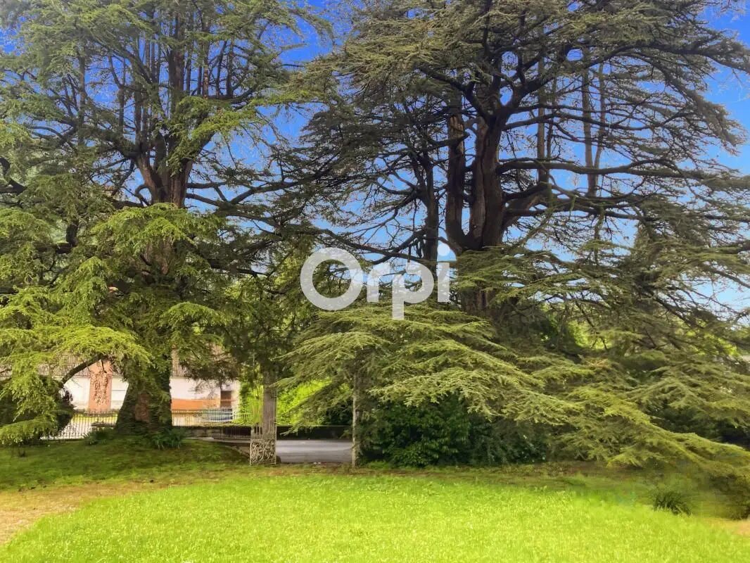 Maison à vendre, 330m², Louvie-Juzon