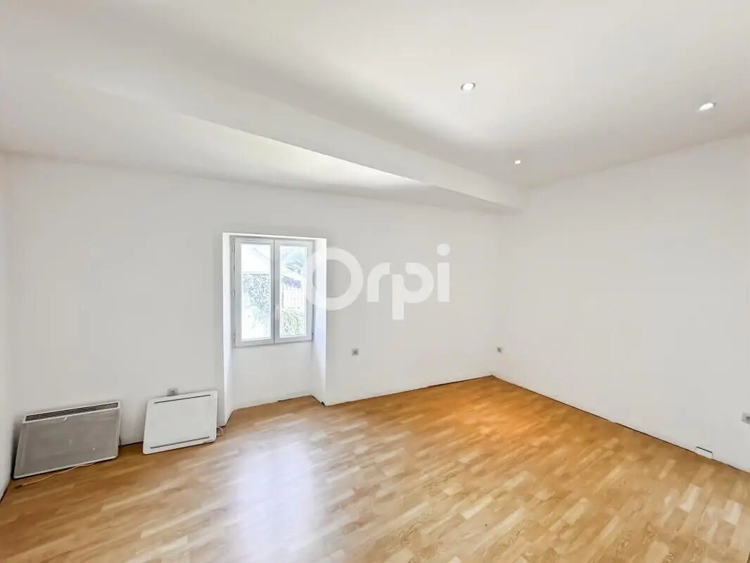 Maison à vendre, 145m², Oloron-Sainte-Marie