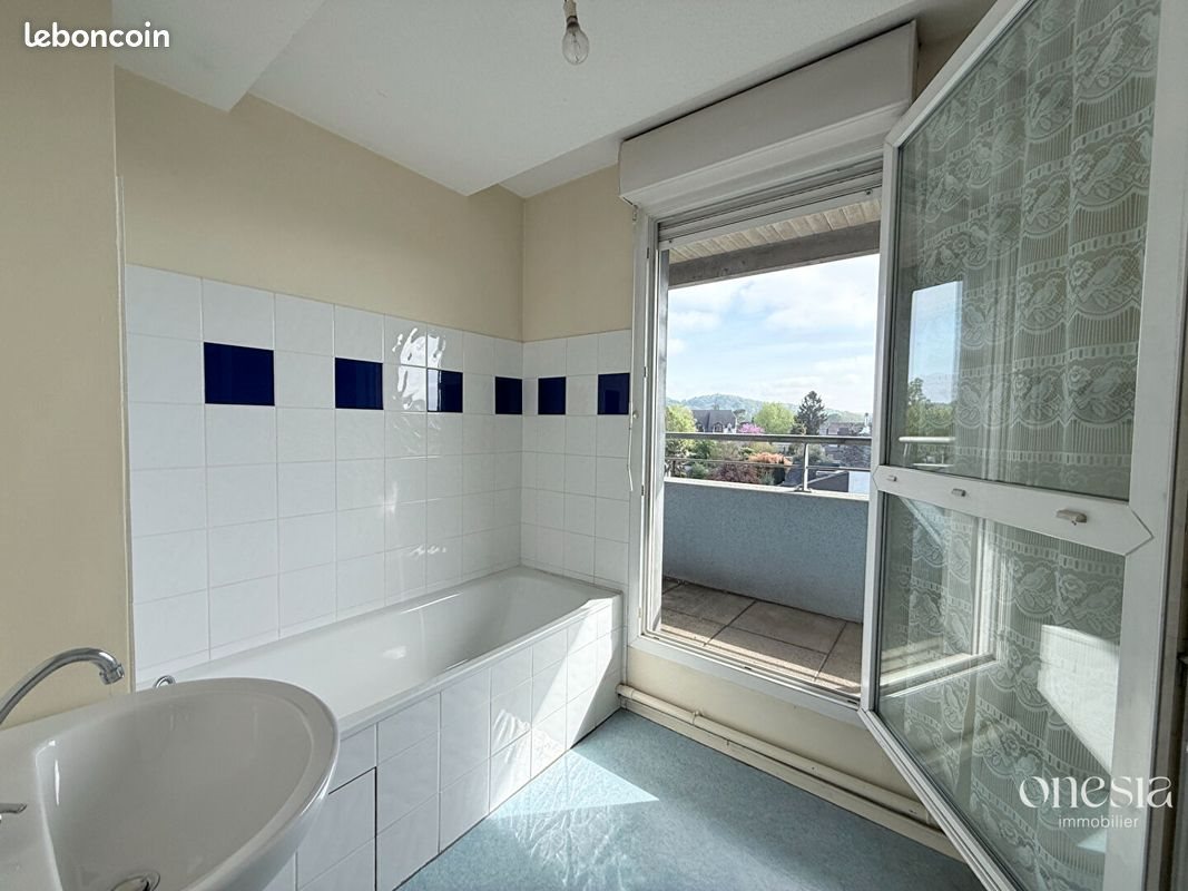 Appartement à vendre, 100m², Oloron-Sainte-Marie