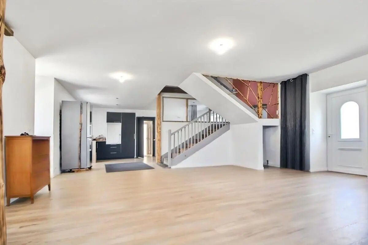Maison à vendre, 186m², Précilhon