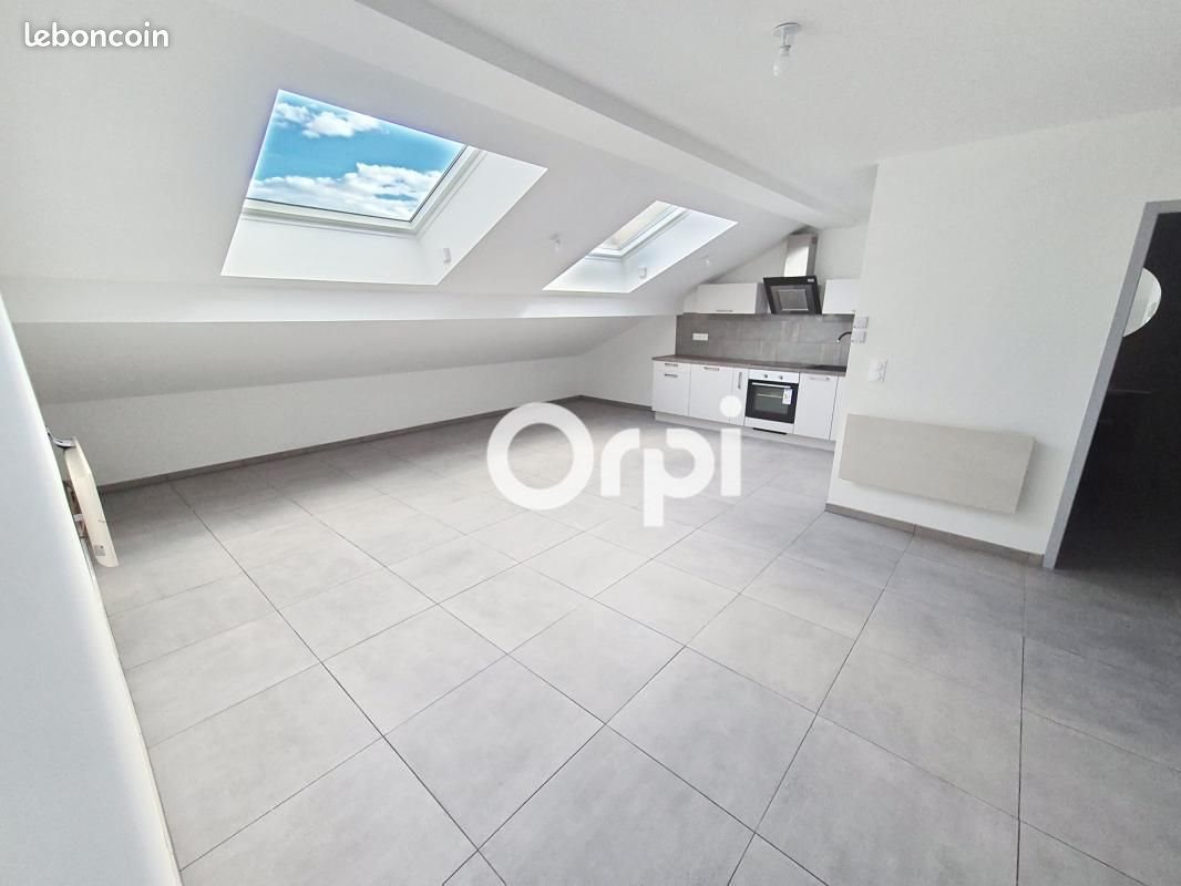 Appartement à louer, 52m², Pompey