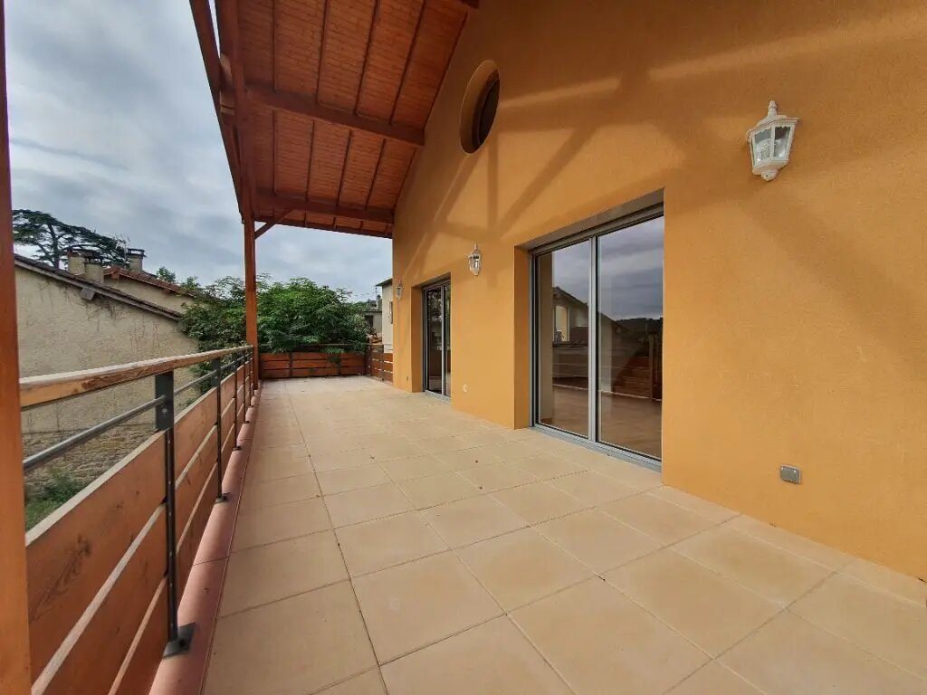 Appartement à louer, 98m², Albigny-sur-Saône