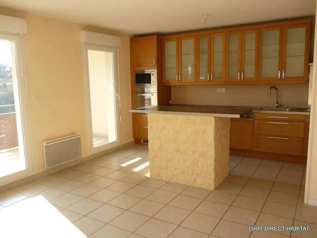 Appartement à louer, 65m², Jassans-Riottier