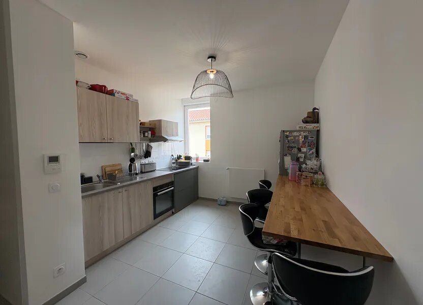 Appartement à louer, 73m², Jassans-Riottier