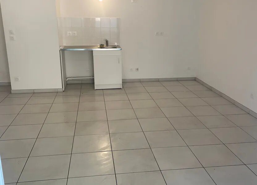 Appartement à louer, 61m², Vénissieux
