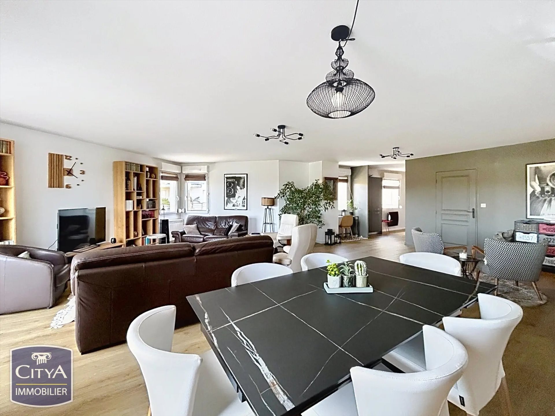 Appartement à vendre, 135m², Jassans-Riottier