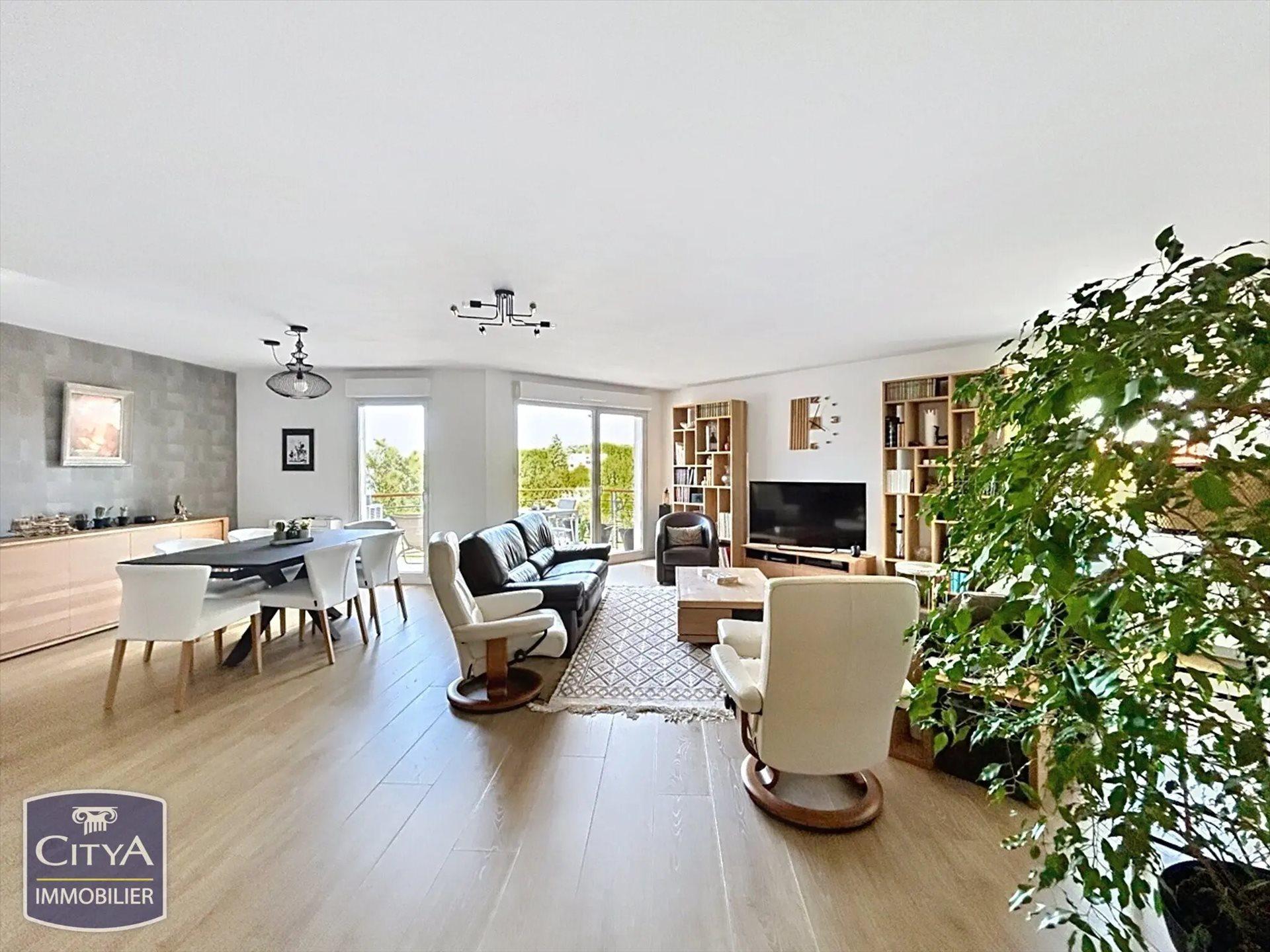 Appartement à vendre, 135m², Jassans-Riottier