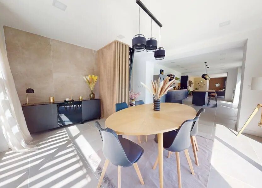 Maison à vendre, 187m², Saint-Germain-au-Mont-d'Or