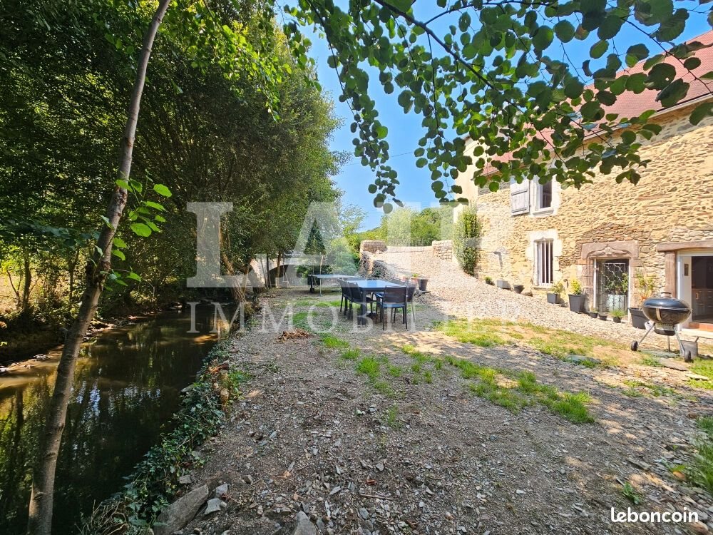 Maison à vendre, 183m², Saint-Léonard-des-Bois