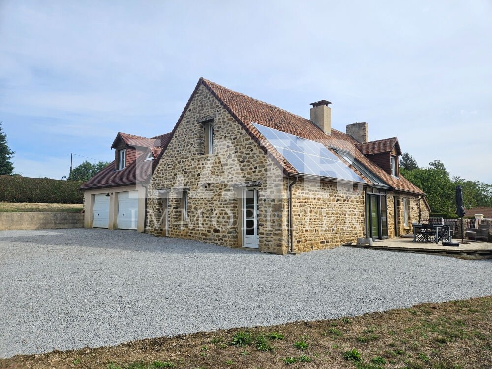 Maison à vendre, 121m², Saint-Céneri-le-Gérei