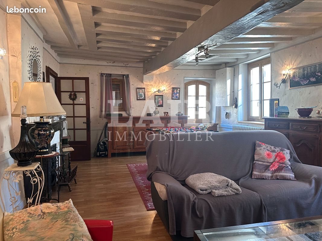 Maison à vendre, 156m², Bellou-le-Trichard