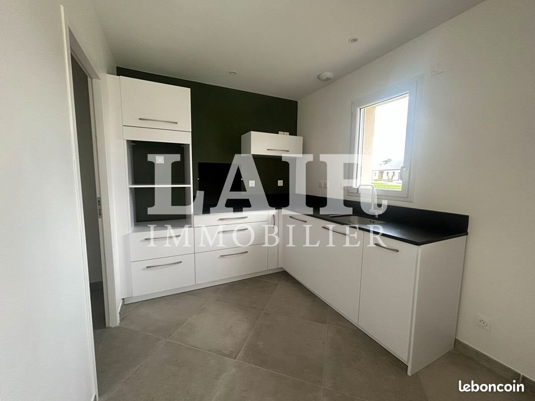 Maison à louer, 78m², Mamers