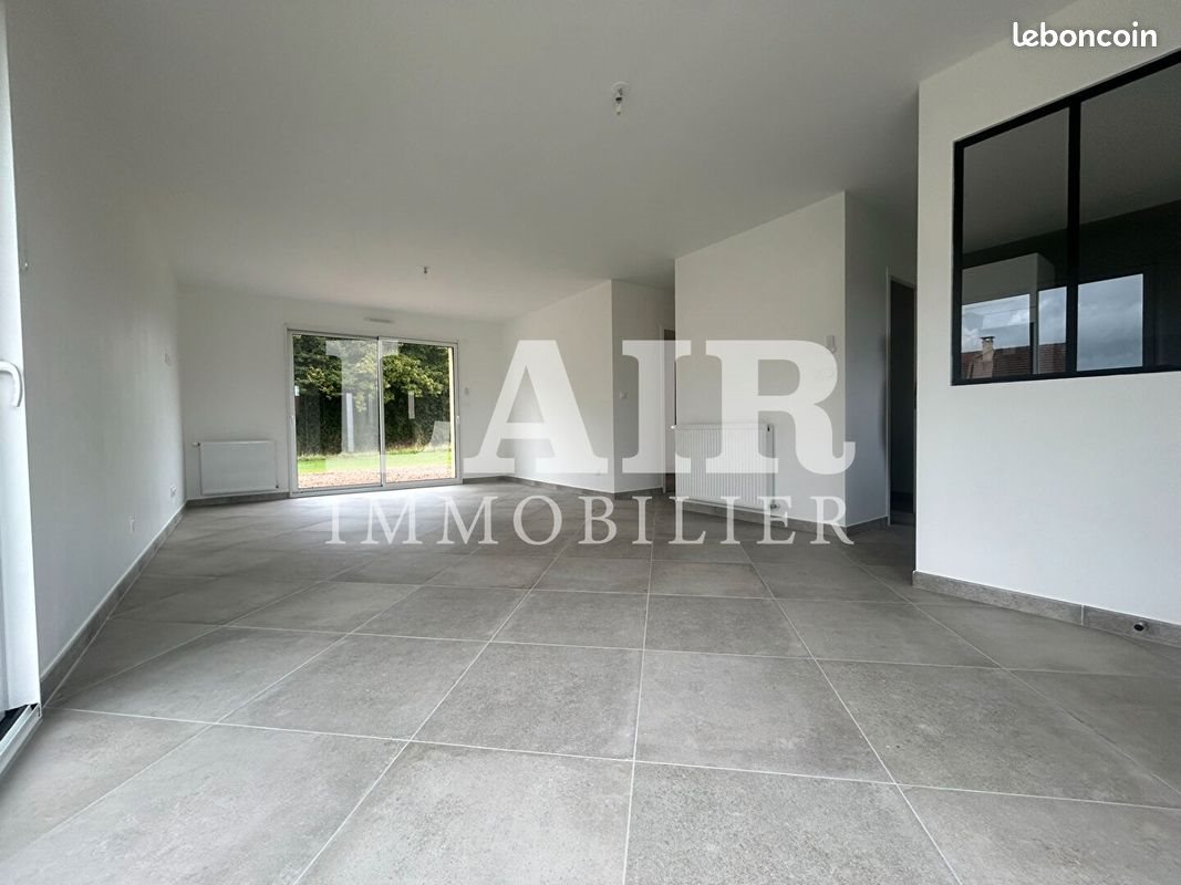 Maison à louer, 78m², Mamers