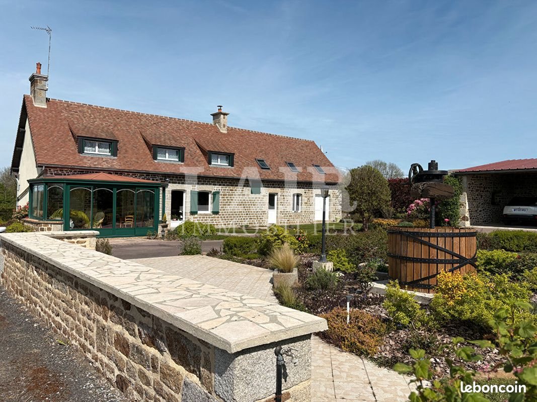 Maison à vendre, 150m², Carrouges