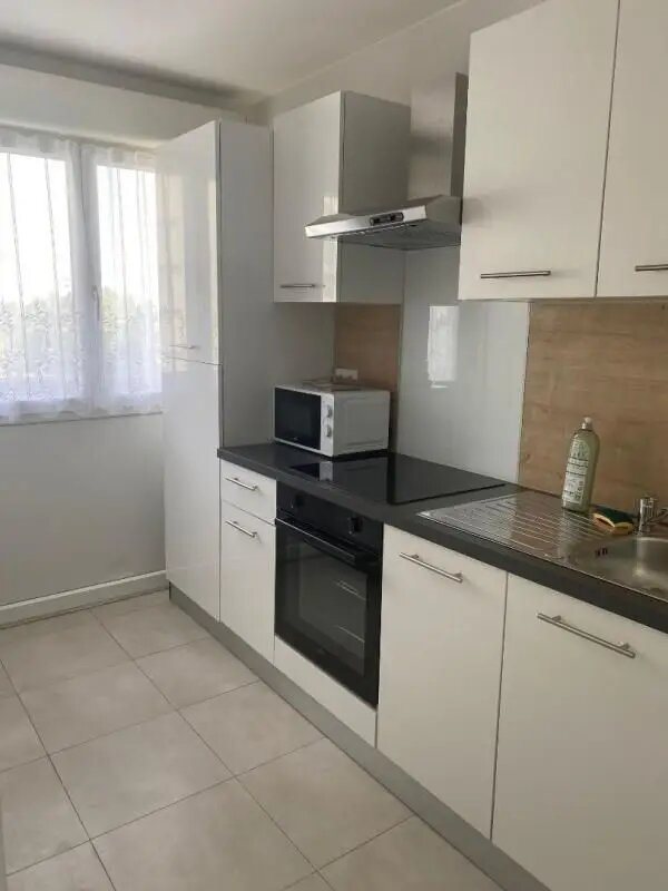 Appartement à louer, 29m², Reims