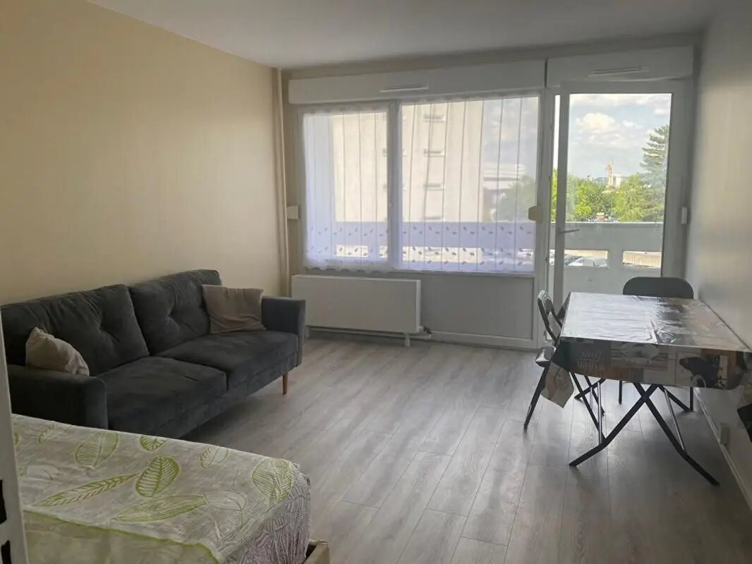 Appartement à louer, 29m², Reims