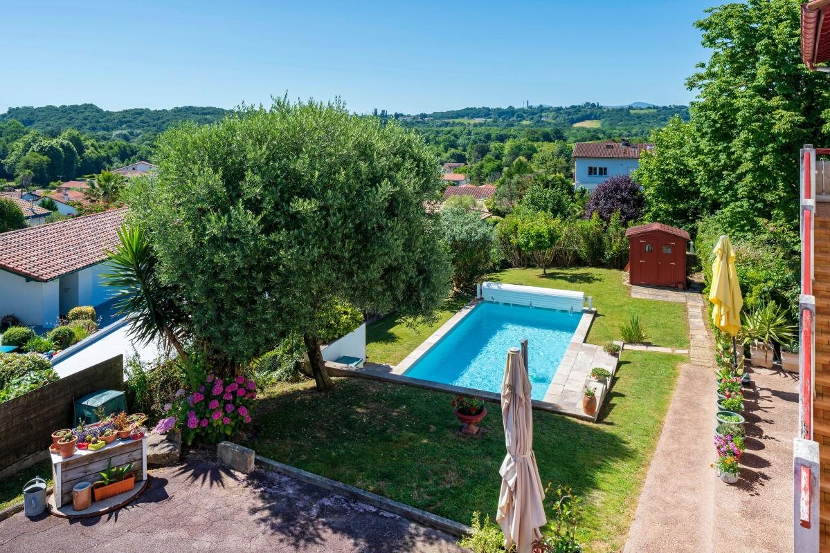 Maison à vendre, 233m², Urcuit