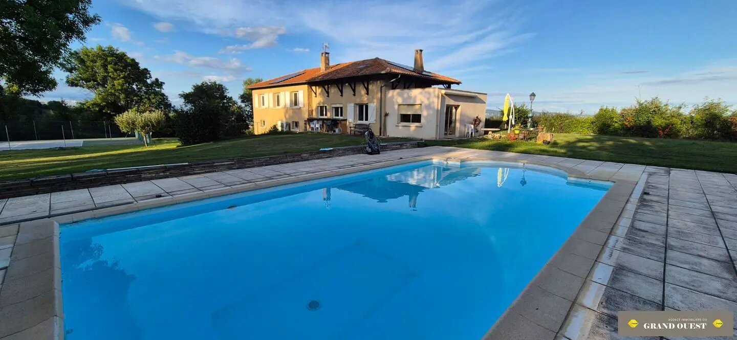 Maison à vendre, 177m², Lentilly