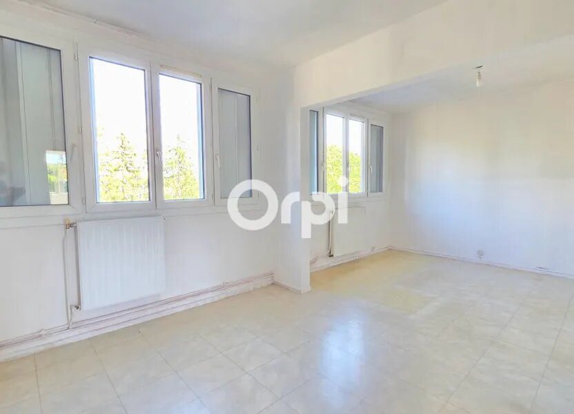 Appartement à vendre, 72m², Décines-Charpieu
