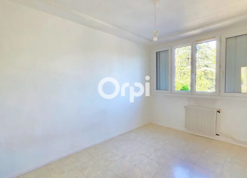 Appartement à vendre, 72m², Décines-Charpieu