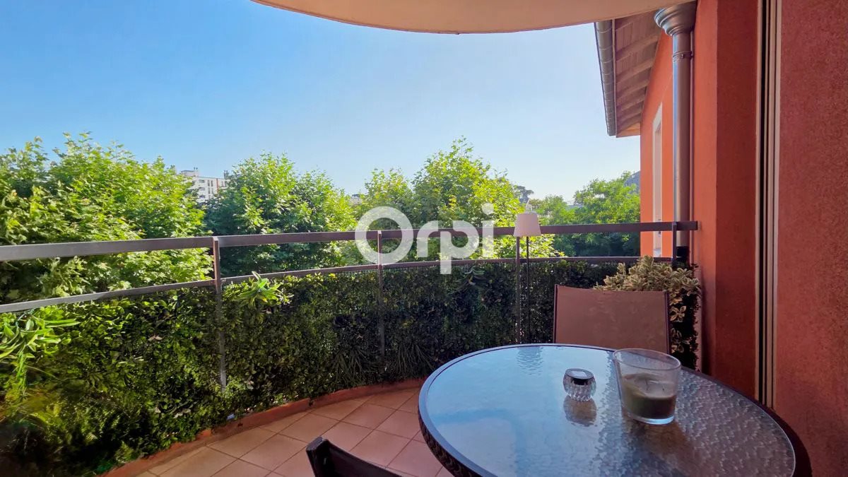 Appartement à vendre, 44m², Décines-Charpieu