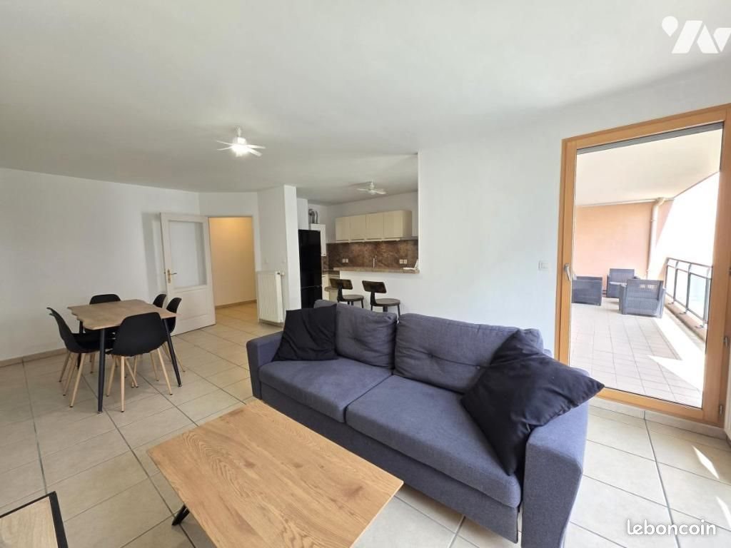 Appartement à vendre, 70m², Meyzieu