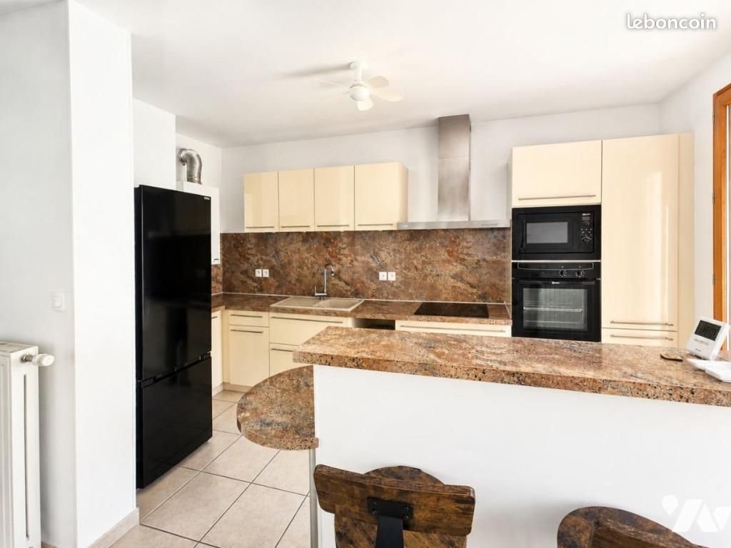 Appartement à vendre, 70m², Meyzieu