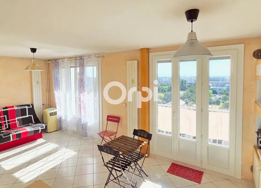 Appartement à vendre, 45m², Décines-Charpieu