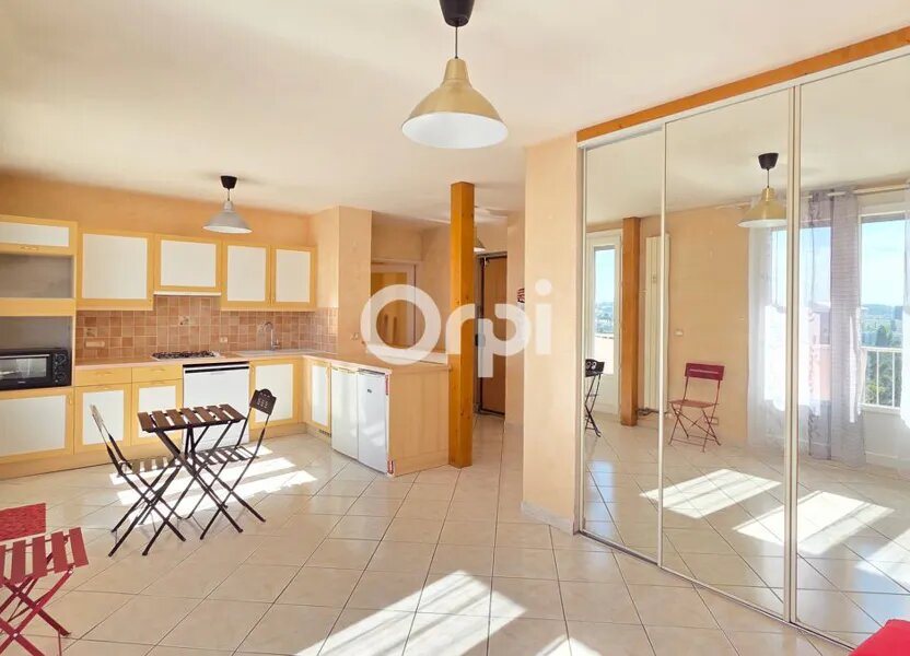 Appartement à vendre, 45m², Décines-Charpieu