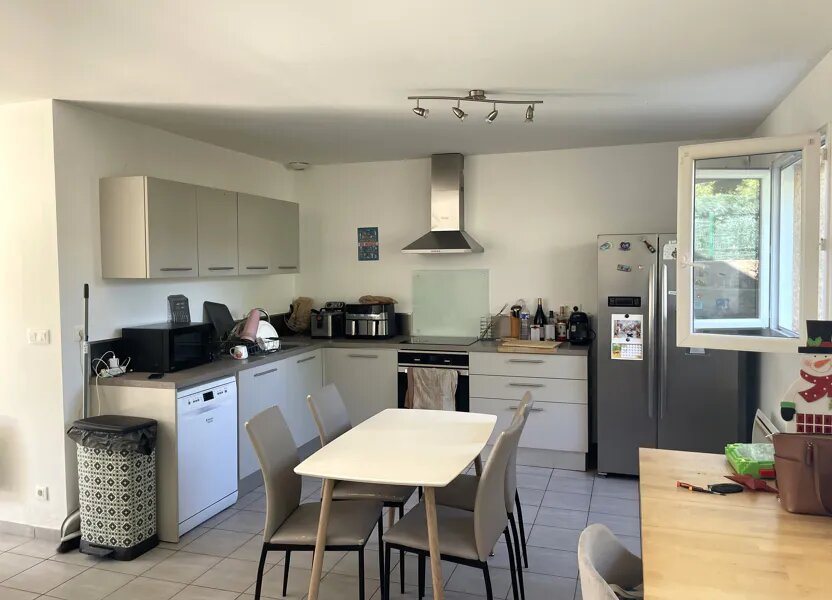 Maison à louer, 84m², Chuzelles