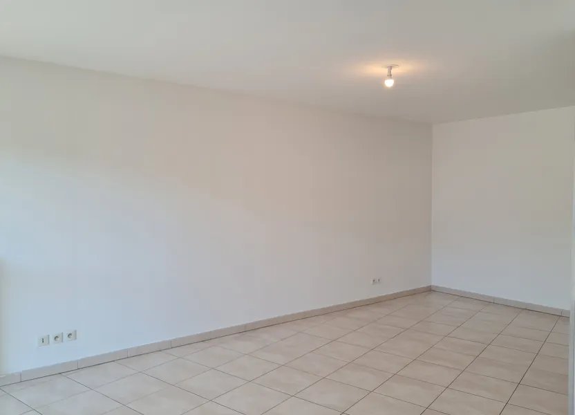 Appartement à louer, 63m², Sérézin-du-Rhône