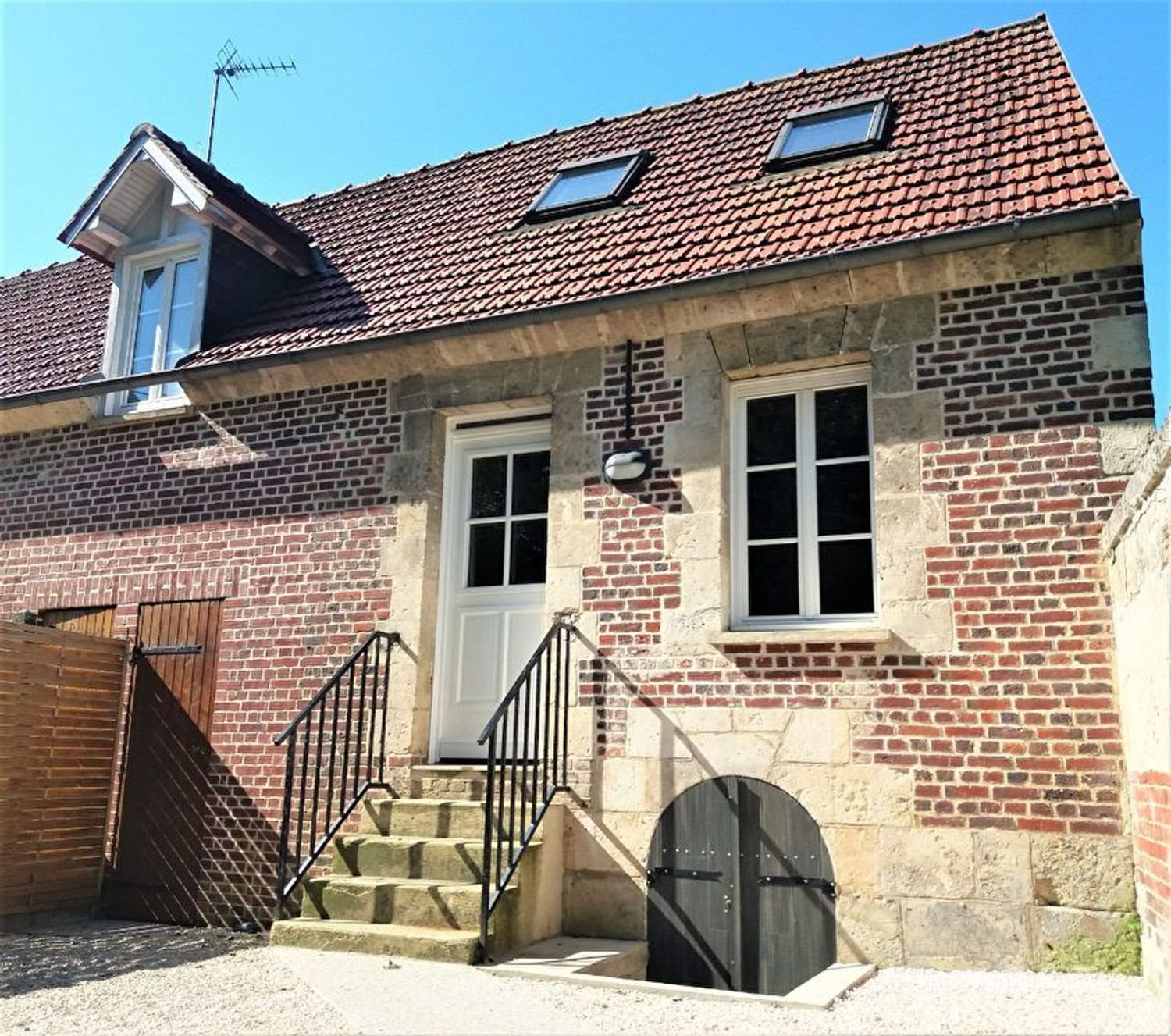 Maison à louer, 46m², Chevincourt