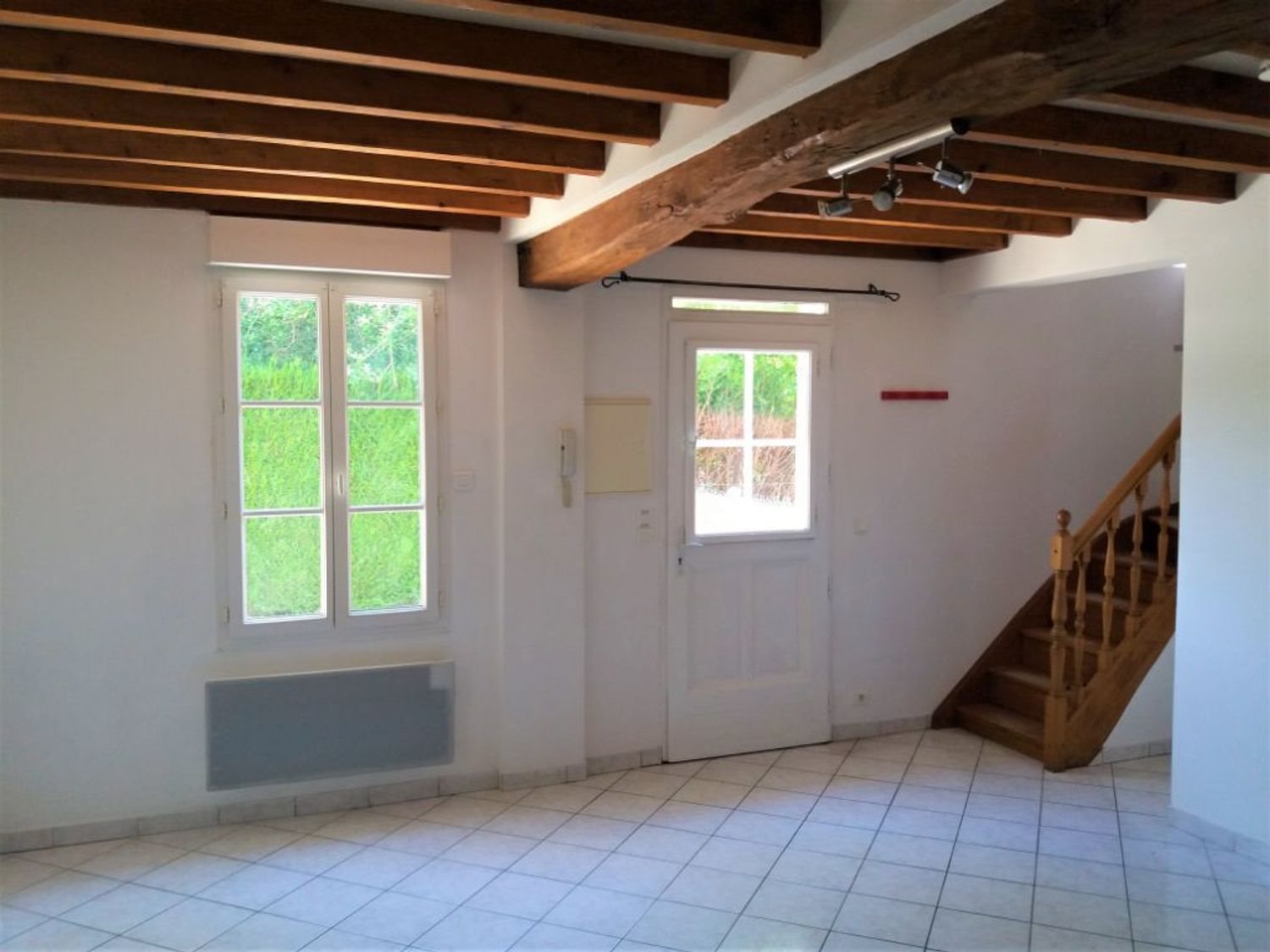 Maison à louer, 46m², Chevincourt
