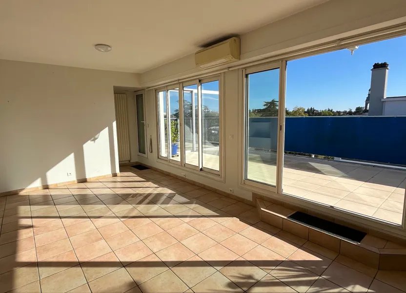 Appartement à louer, 69m², Pau