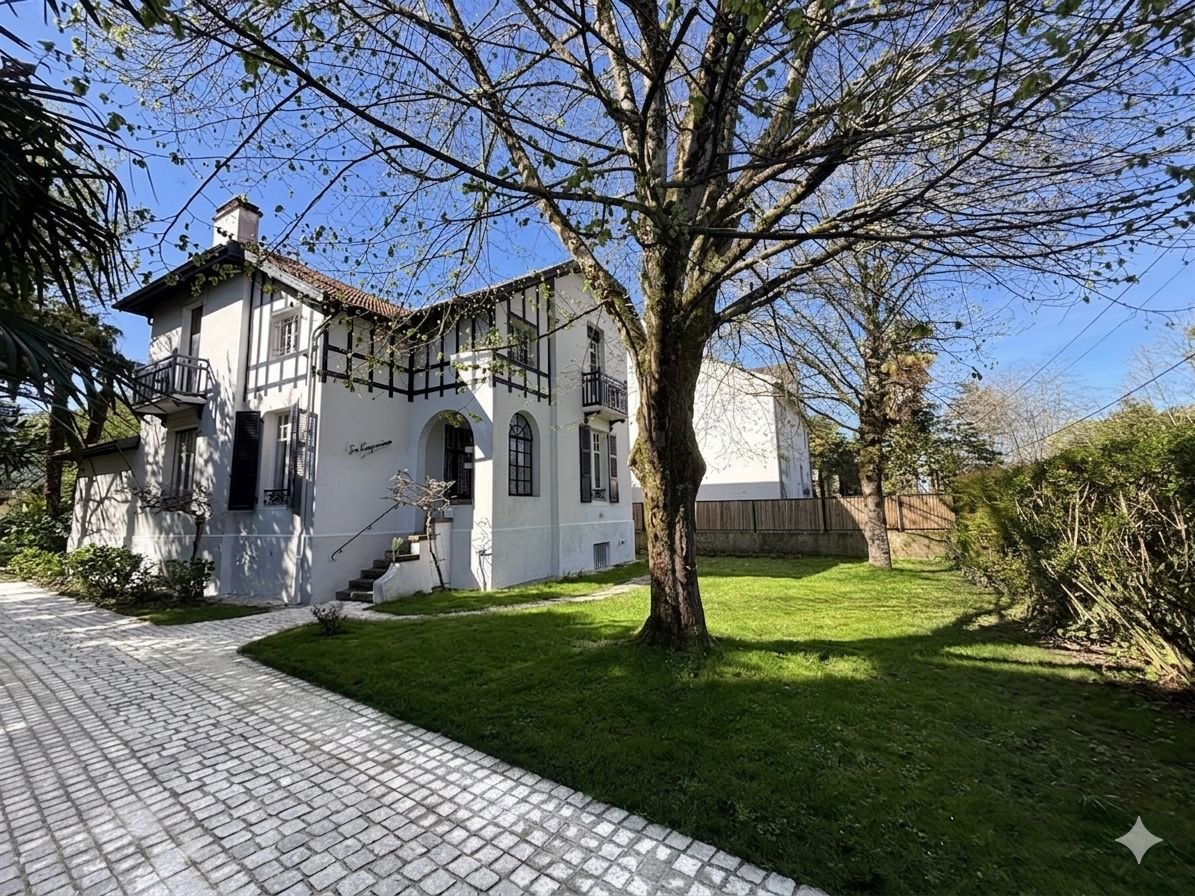 Maison à vendre, 181m², Pau